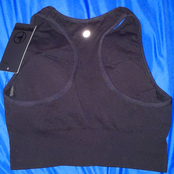 90 Degree By Reflex Sportsbra - Picture 2 of 3